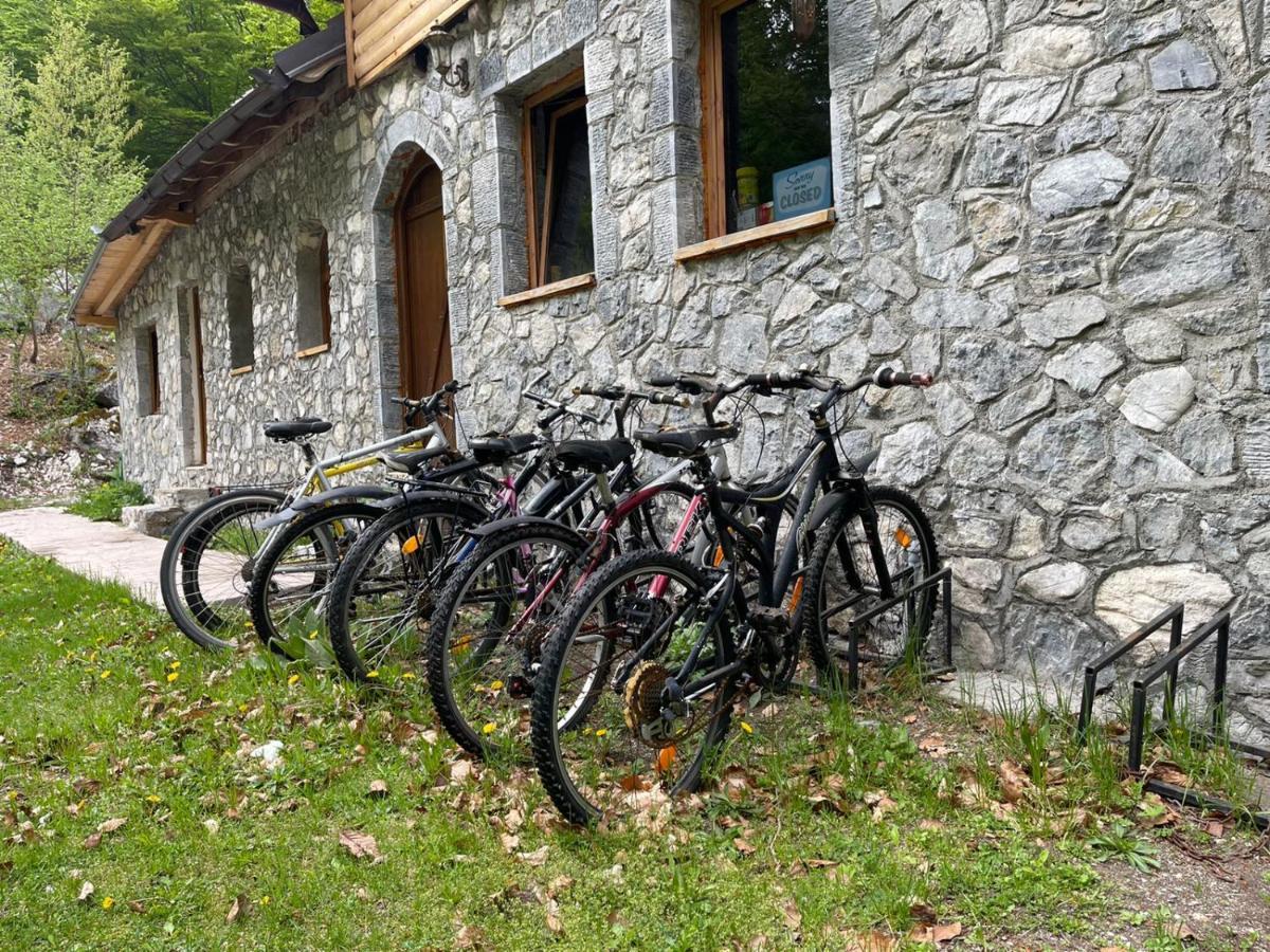 Hotel Bujtine-Restorant Rilindja Valbone Exterior foto